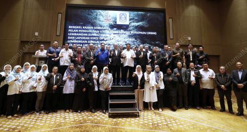 IR IZHAM HASHIM