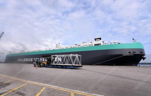 KAPAL RORO MV TONSBERG