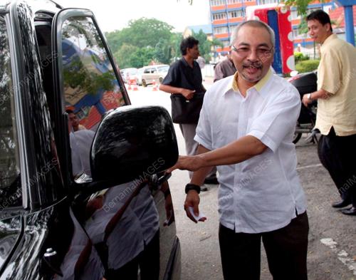 MOHAMAD KHIR TOYO