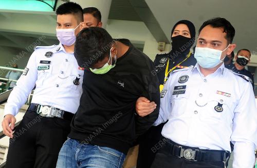PEMANDU LAWAN ARUS MENYEBABKAN KEMATIAN DISAMBUNG REMAN