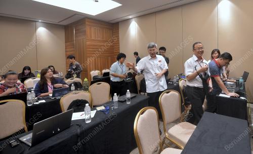 SG02_17102015_GERAKAN