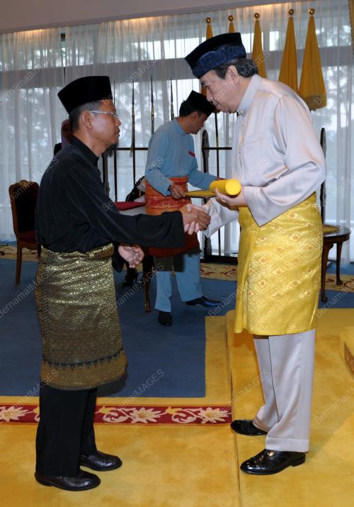 SG02_18012012_SERAH_WATIKAH