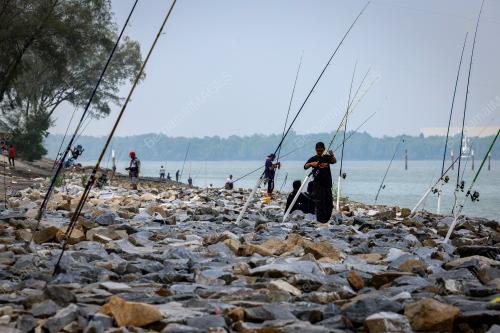 AKTIVITI MEMANCING HUJUNG MINGGU