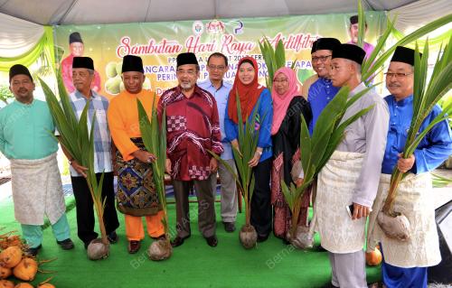 SG02_18072017_MOA_KELAPA