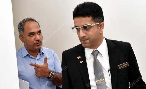 KES MELUCUT HAK SYARIKAT DIGI