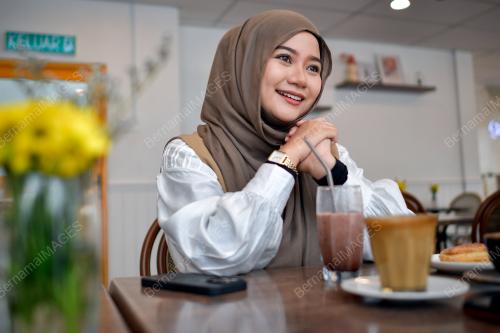 FARAH DAFRI