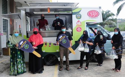 PELACARAN PANDU LALU COCONUT SHAKE 336