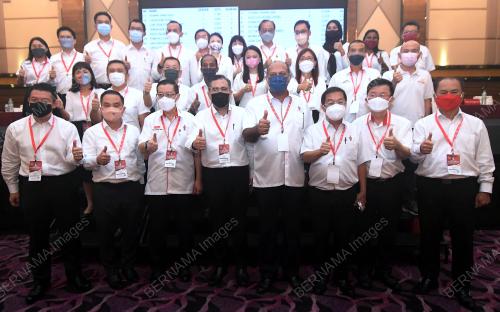 KEPUTUSAN KONGRES KE-17 PARTI TINDAKAN DEMOKRATIK (DAP)