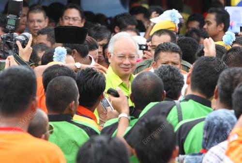 MOHD NAJIB TUN ABDUL RAZAK