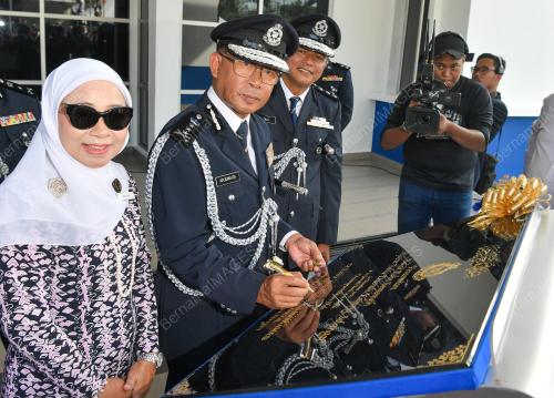 PERASMIAN BALAI POLIS SEMENYIH