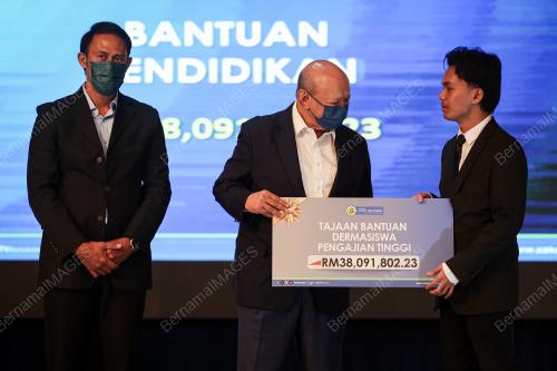 TAN SRI DATUK SYED ANWAR JAMALULLAIL
