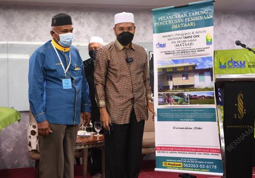 IDRIS AHMAD