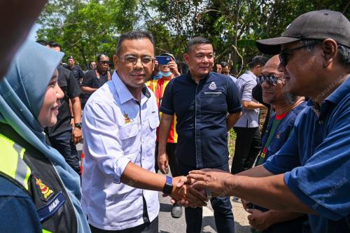 DATUK SERI AMIRUDIN SHARI