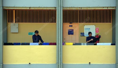 KEHIDUPAN PELAJAR UITM DI ASRAMA (COVID-19)