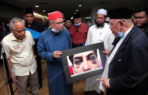 MAJLIS PELANCARAN MUAFAKAT NGO ISLAM TANGANI NASIB UMMAH