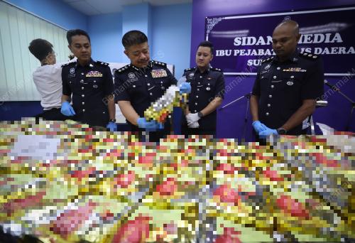 ACP WAN AZLAN WAN MAMAT