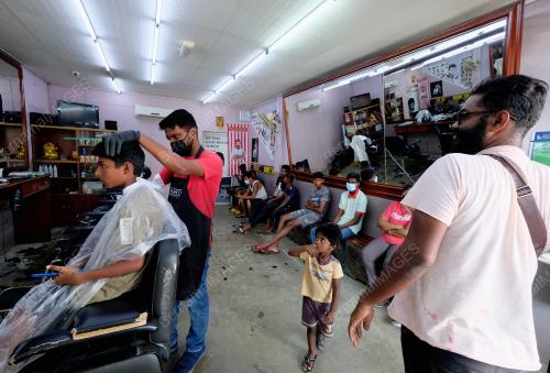 PERSIAPAN PERAYAAN DEEPAVALI