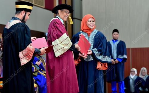 TAN SRI ABDUL AZIZ MOHD YUSOF