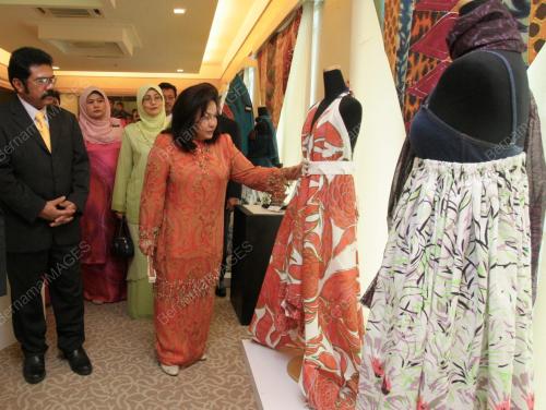 ROSMAH MANSOR