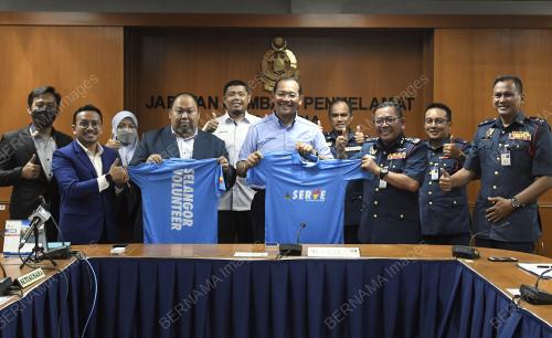 PERANCANGAN PENUBUHAN SERVE ELITE
