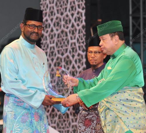 SG02_24122015_MAULIDUR