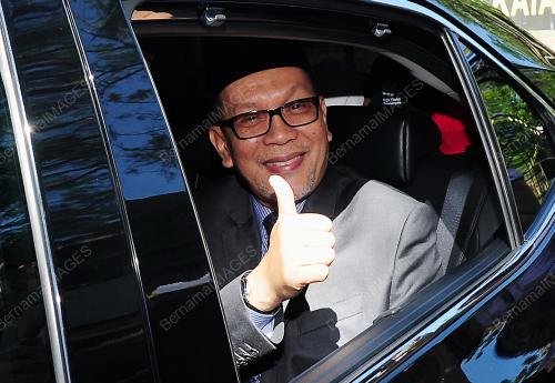 AMIRUDIN SHARI