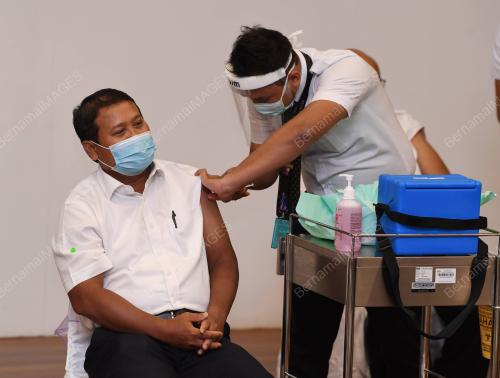 DATUK NOR AZMIE DIRON