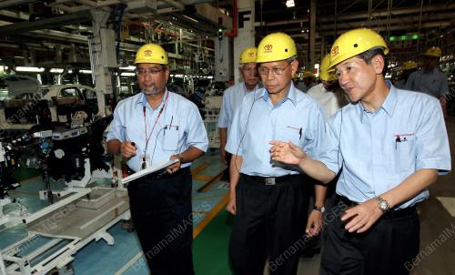 MUSTAPA MOHAMED