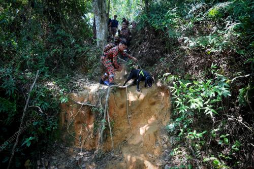 SAR ORANG HILANG DI BUKIT CHANGKAT ASA