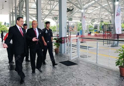DATUK SERI KONG CHO HA