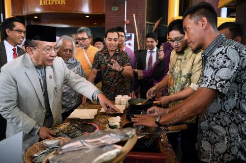 SG02_25102017_SIMPOSIUM_BN201710249262