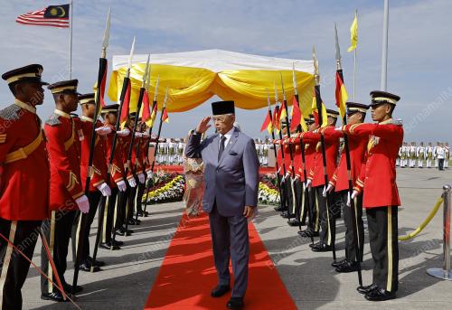 AL-SULTAN ABDULLAH RI'AYATUDDIN AL-MUSTAFA BILLAH SHAH