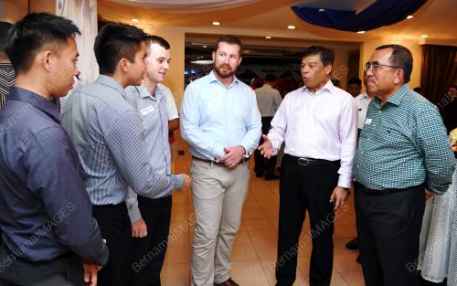 SG02_26102017_TLDM_BN201710249314