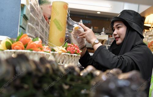 USAHAWAN GUBAHAN BUNGA