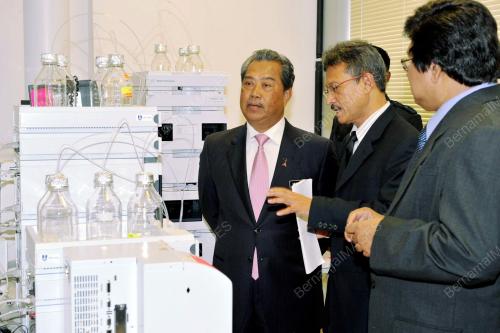 TAN SRI MUHYIDDIN YASSIN