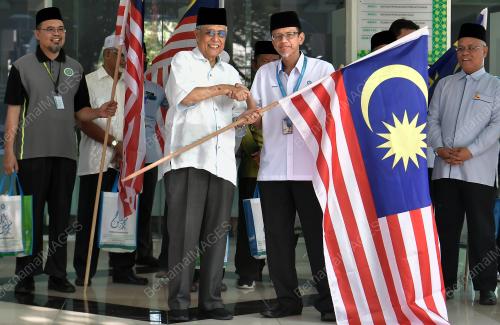 TAN SRI ABDUL AZIZ MOHD YUSOF