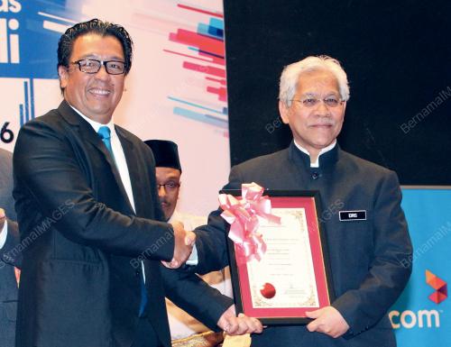 SG02_29072016_UITM_CEO