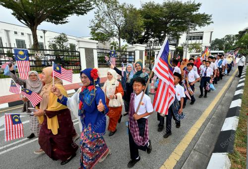 SAMBUTAN AMBANG BERDEKA SK KLANG DAN MAHKAMAH KLANG