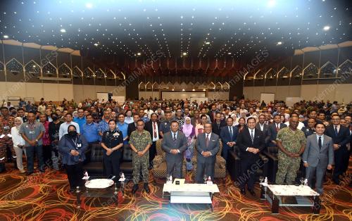 DATUK SERI AMIRUDIN SHARI