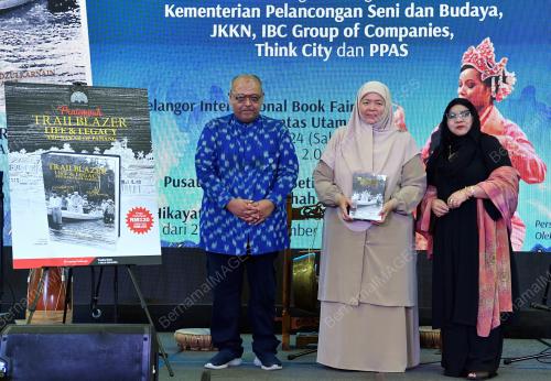 PELUNCURAN BUKU DAN ANUGERAH STORYTELLER GUILD