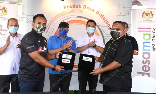 DATUK DR ABD LATIFF AHMAD