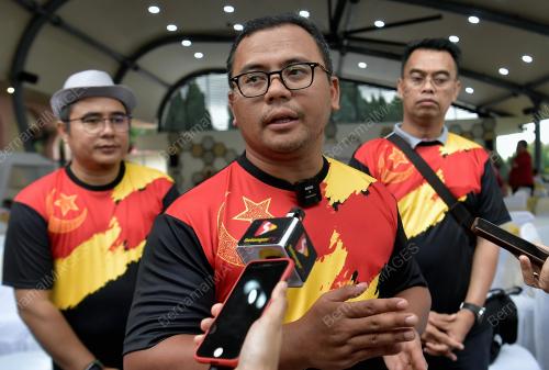 DATUK SERI AMIRUDIN SHARI