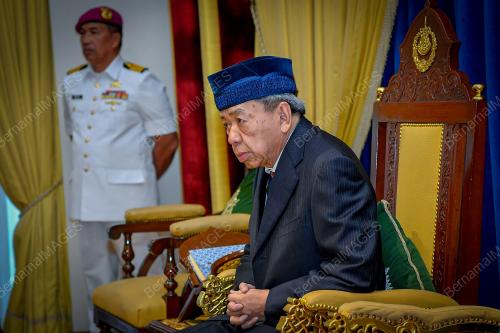 SULTAN SHARAFUDDIN IDRIS SHAH