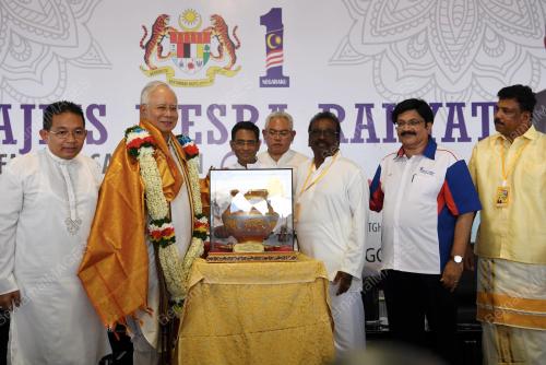 SG02_31012018_THAIPUSAM_BN201801307608