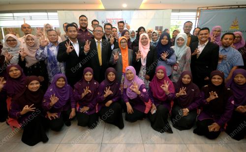 SG02_31012019_KARNIVAL_3W_BN201901289404