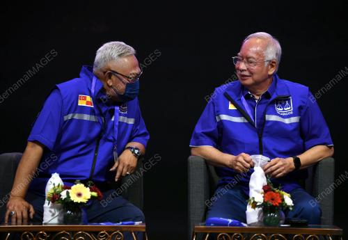 DATUK SERI NAJIB TUN RAZAK