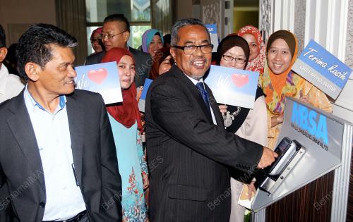 SG02_31102014_DATUK_BANDAR