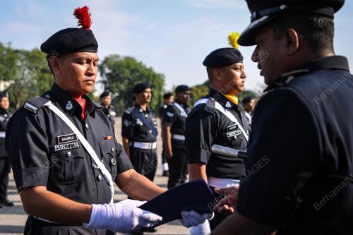 DATUK HUSSEIN OMAR KHAN