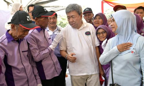 SULTAN SHARAFUDDIN IDRIS SHAH