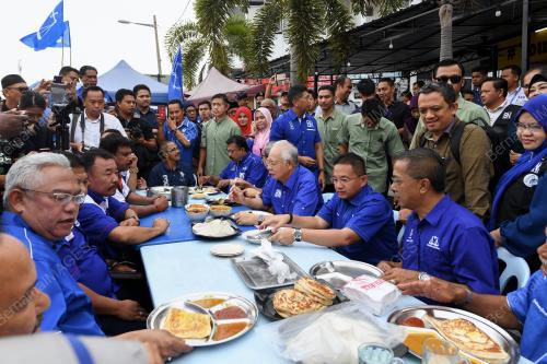 SG03_02052018_NAJIB_BN201805017256